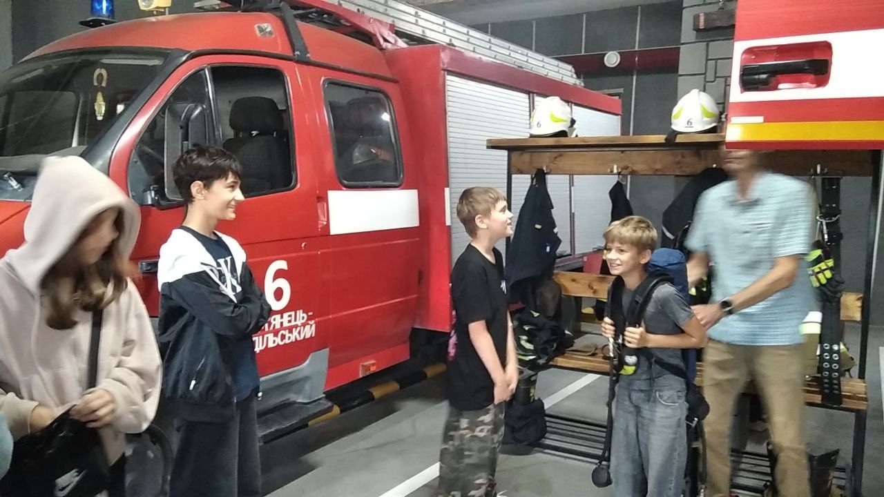 Фото 40 з життя гімназії Елея